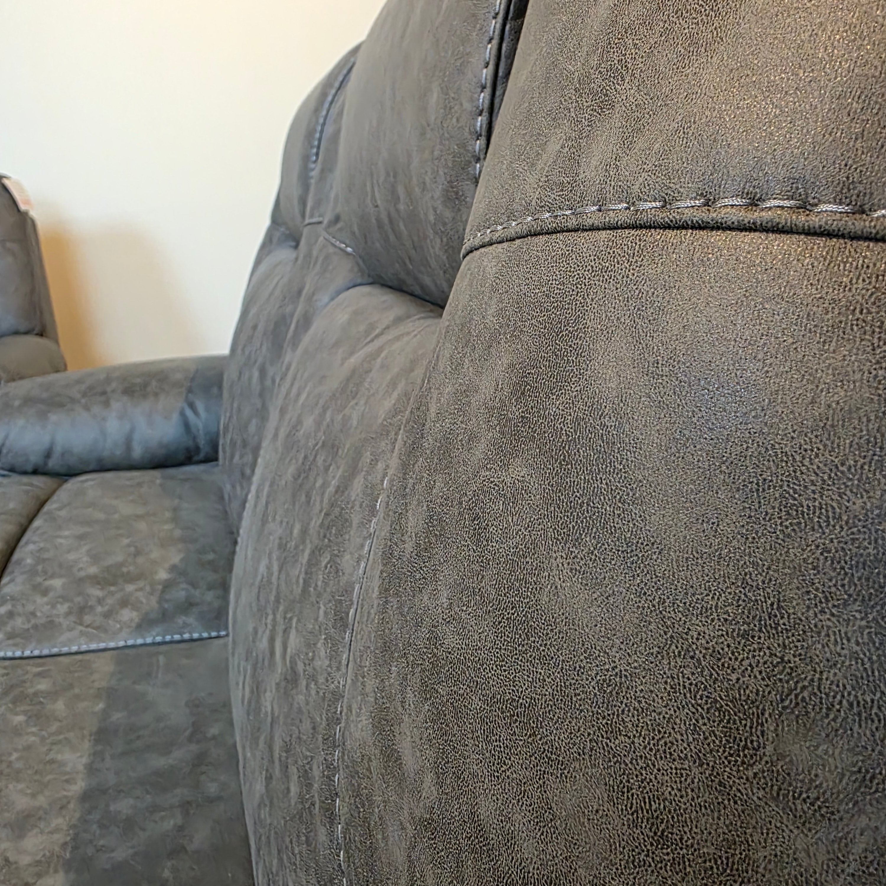 Il Set Divani Reclinabili Albly 3+2+1